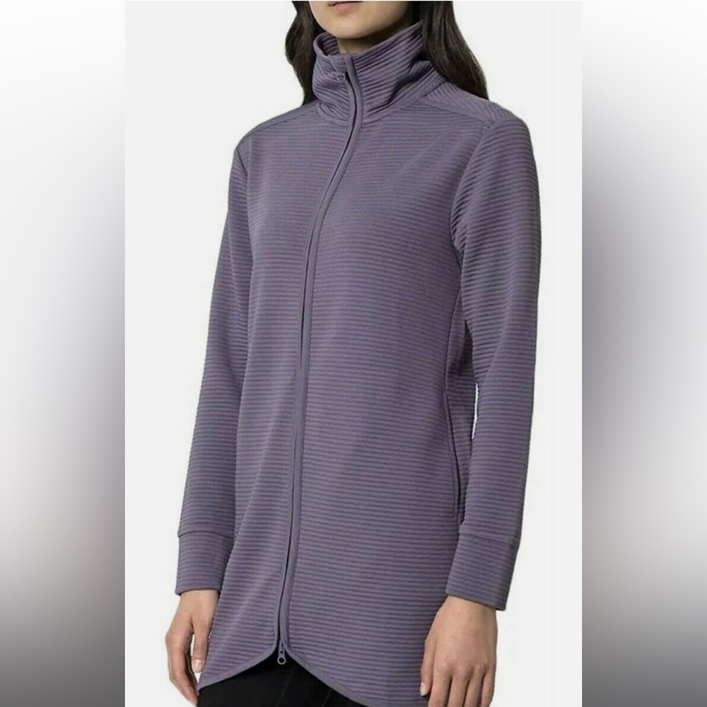 Like new MPG Mondetta Performance Gear women’s ribbed long zip up purple Medium